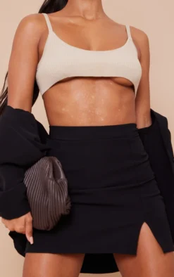 Black Woven Split Hem Mini Skirt 10 Black Woven Split Hem Mini Skirt -Moden Vibe Sales Store 85c851acbb9cea2803074d325d84accc3cd47744 cmw6934 5