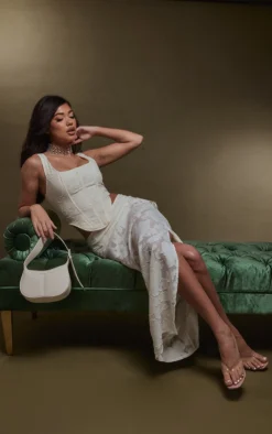 Cream Floral Applique Low Rise Maxi Skirt -Moden Vibe Sales Store d7b8a2761cdacd7b3f73232a8aff138f26baee3b cnc6722 4